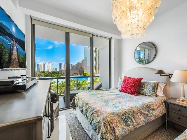 3250 NE 188th St # 504, Aventura FL 33180