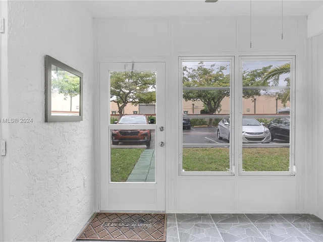 5680 SW 3rd Pl # 103, Margate FL 33068