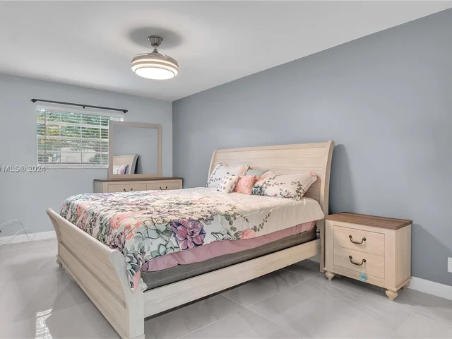 5680 SW 3rd Pl # 103, Margate FL 33068