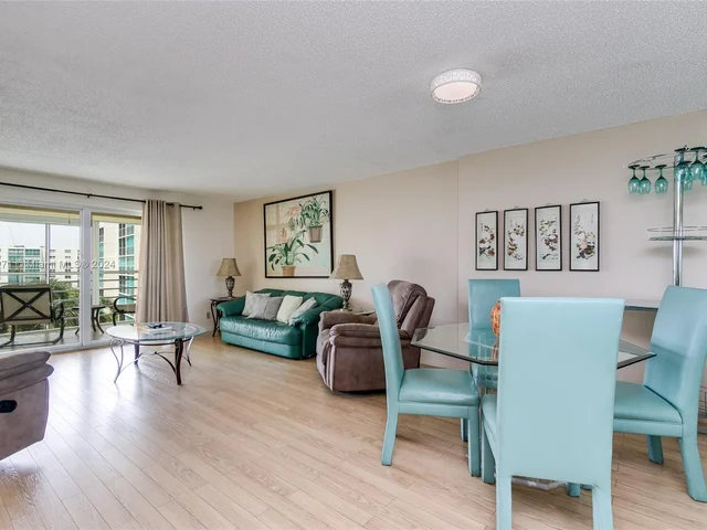 121 SE 3rd Ave # 407, Dania Beach FL 33004