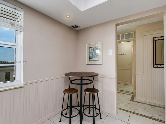 121 SE 3rd Ave # 407, Dania Beach FL 33004