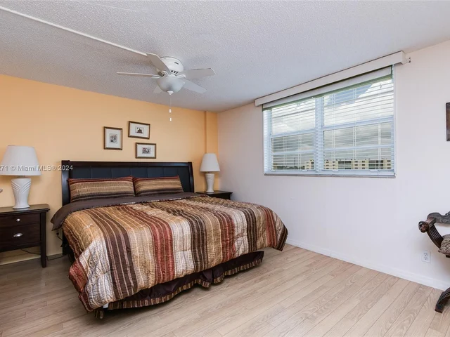 121 SE 3rd Ave # 407, Dania Beach FL 33004