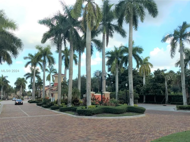 4704 SW 160th Ave # 234, Miramar FL 33027