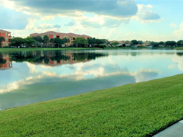 4704 SW 160th Ave # 234, Miramar FL 33027