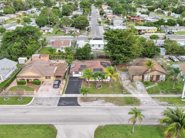 385 NW 15th St, Pompano Beach FL 33060