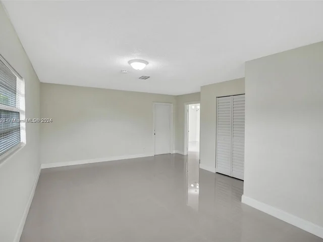 385 NW 15th St, Pompano Beach FL 33060