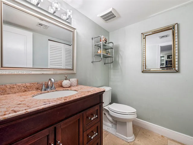 55 Ocean Lane Dr # 3027, Key Biscayne FL 33149