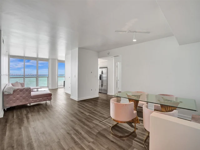 6365 Collins # 1102, Miami Beach FL 33141