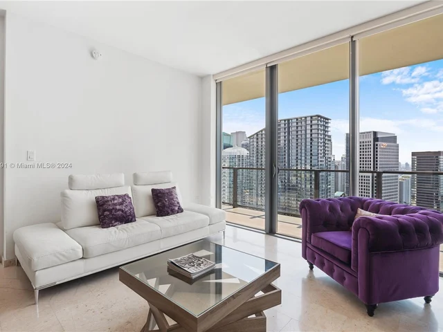 88 SW 7 Street # 3405, Miami FL 33130