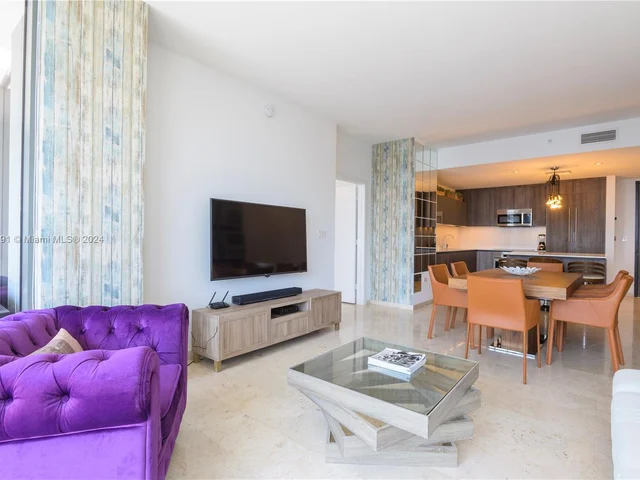 88 SW 7 Street # 3405, Miami FL 33130