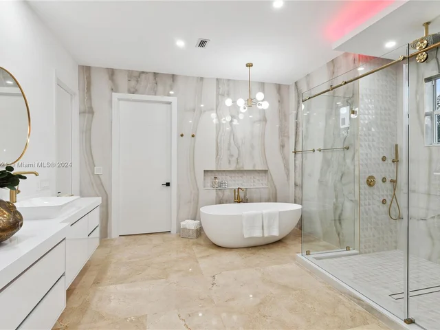 6290 SW 130th Ter, Pinecrest FL 33156