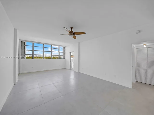 800 West Ave, Miami Beach FL 33139