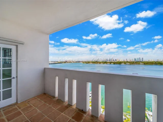 800 West Ave, Miami Beach FL 33139