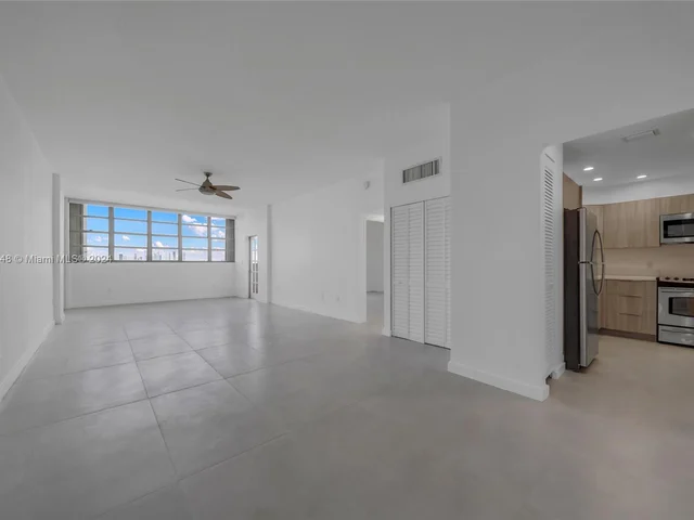 800 West Ave, Miami Beach FL 33139