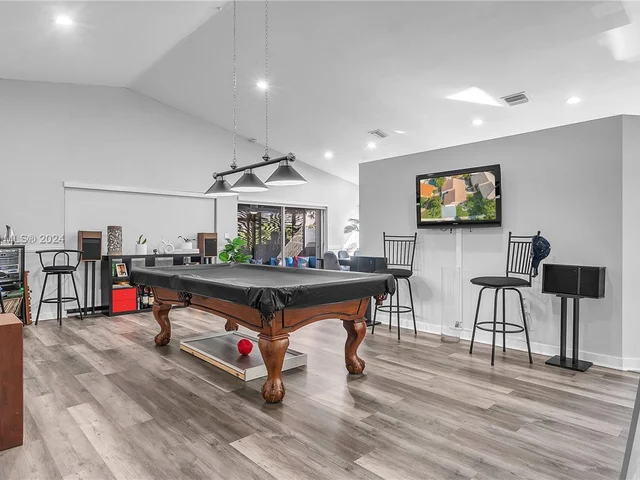 18801 NW 11th St, Pembroke Pines FL 33029