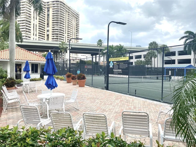 19195 NE 36th Ct # 402, Aventura FL 33180