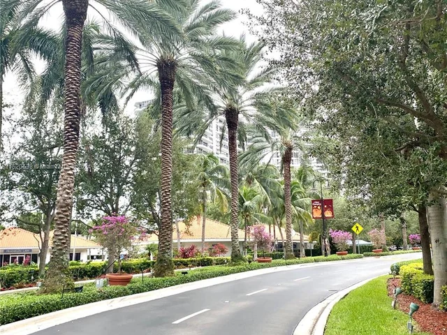 19195 NE 36th Ct # 402, Aventura FL 33180