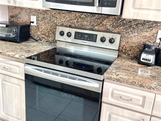 19195 NE 36th Ct # 402, Aventura FL 33180