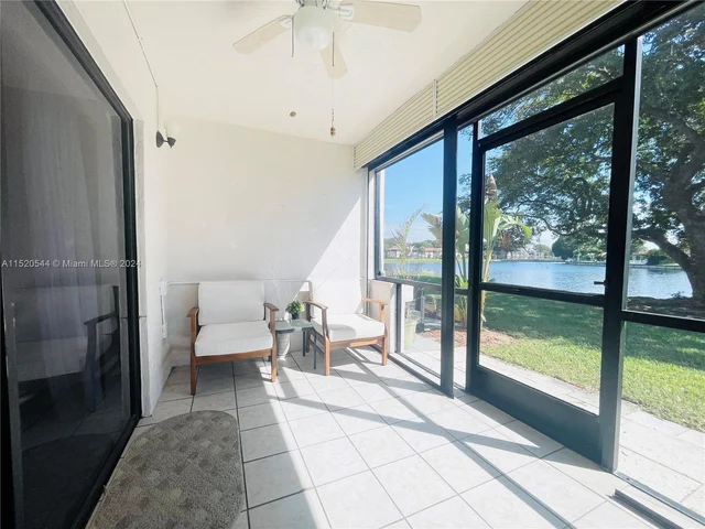 9676 W Mcnab Rd # 110, Tamarac FL 33321