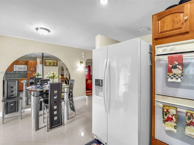 1270 NW 174th St, Miami Gardens FL 33169