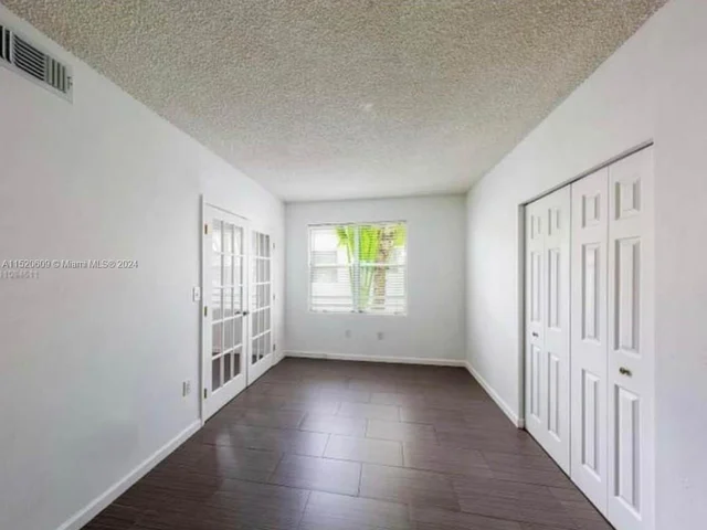 1008 Jefferson Ave # 203, Miami Beach FL 33139