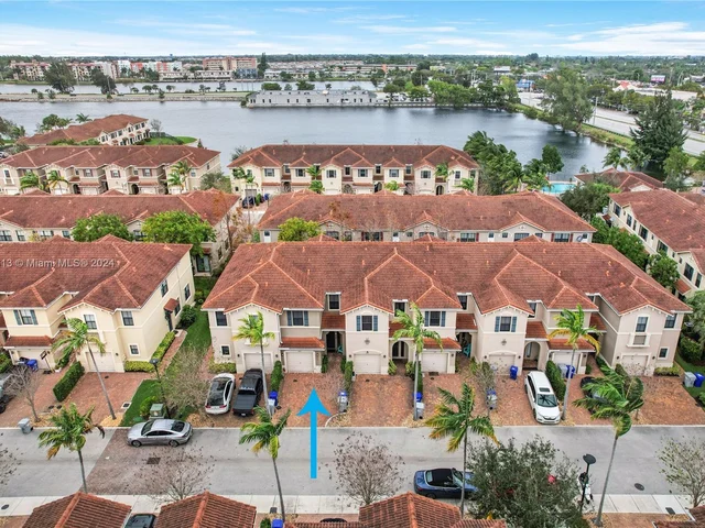 1043 NW 33rd Ct # 1043, Pompano Beach FL 33064