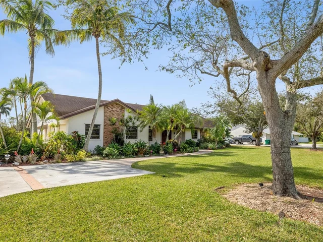 16860 SW 274th St, Homestead FL 33031