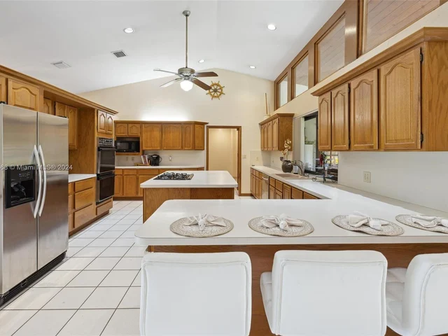 16860 SW 274th St, Homestead FL 33031