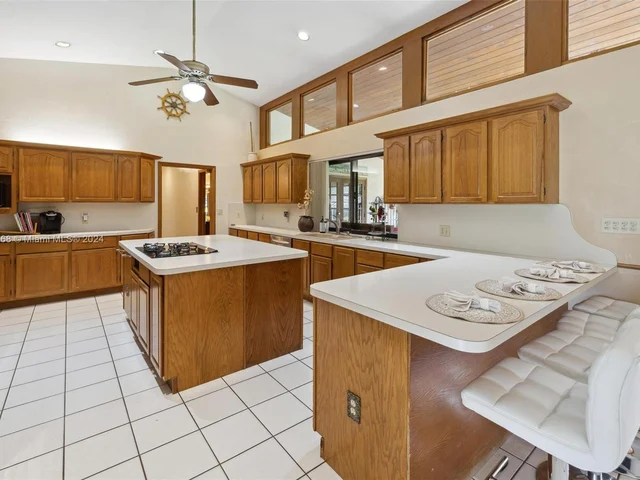 16860 SW 274th St, Homestead FL 33031