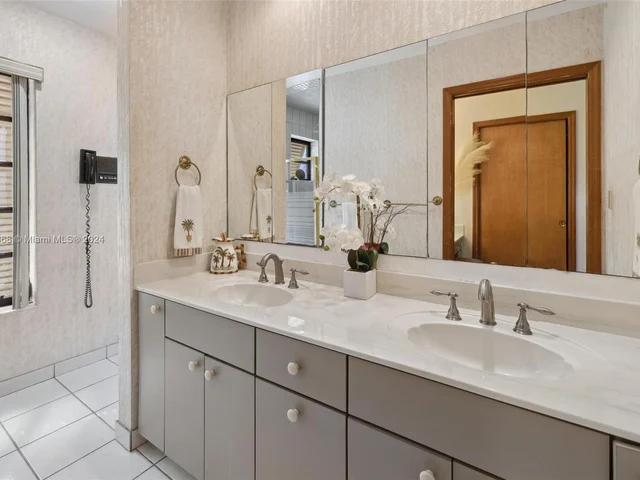 16860 SW 274th St, Homestead FL 33031