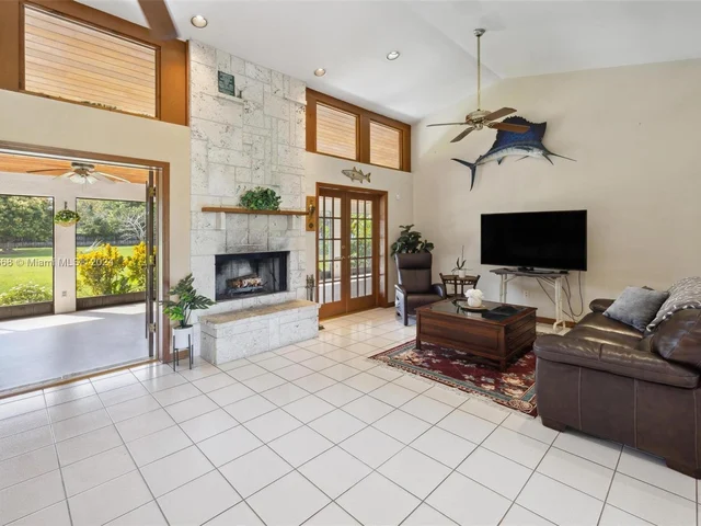 16860 SW 274th St, Homestead FL 33031