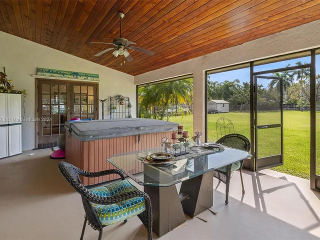 16860 SW 274th St, Homestead FL 33031