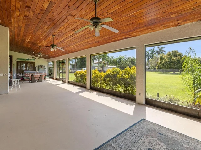 16860 SW 274th St, Homestead FL 33031