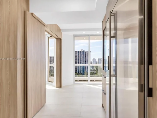 7000 Island Blvd # 1607, Aventura FL 33160