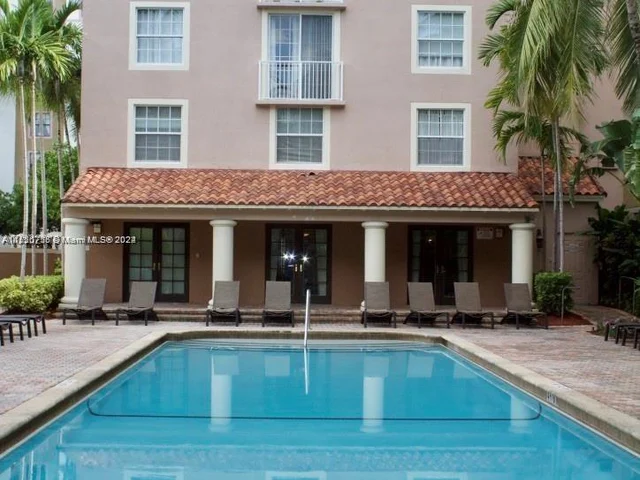 1919 Van Buren St # 108A, Hollywood FL 33020