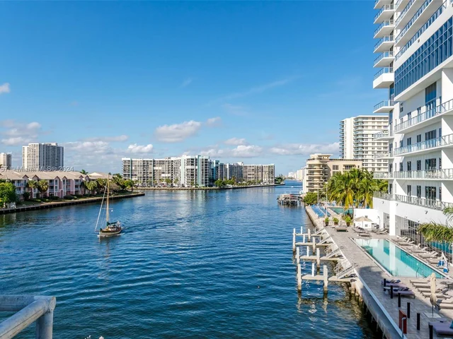 4010 S Ocean Dr # R504, Hollywood FL 33019