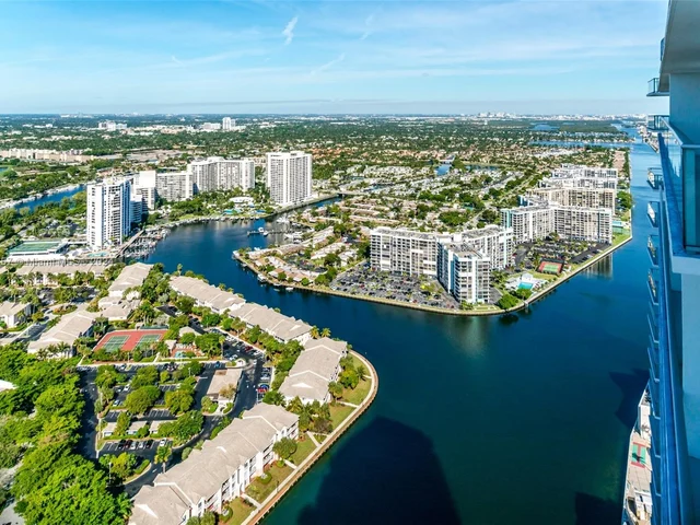 4010 S Ocean Dr # R504, Hollywood FL 33019