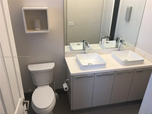 8485 NW 51st Ter # 8485, Doral FL 33166