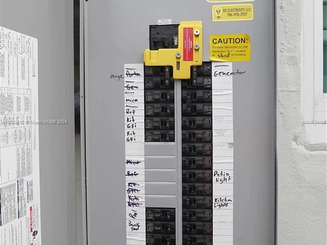 4911 NW 13th St, Lauderhill FL 33313