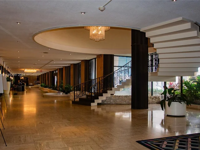 5555 Collins Ave # 7B, Miami Beach FL 33140