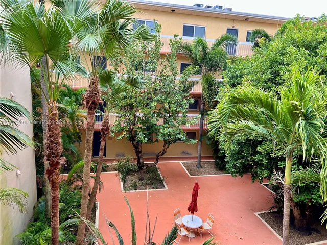 7920 Camino Real # M311, Miami FL 33143