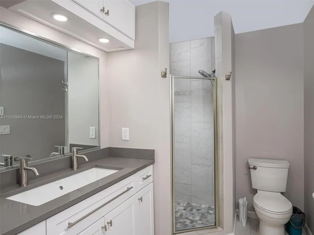 16666 Greens Edge Cir # 62, Weston FL 33326