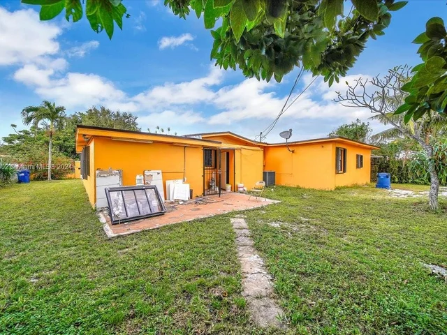 2130 NW 124th St, Miami FL 33167