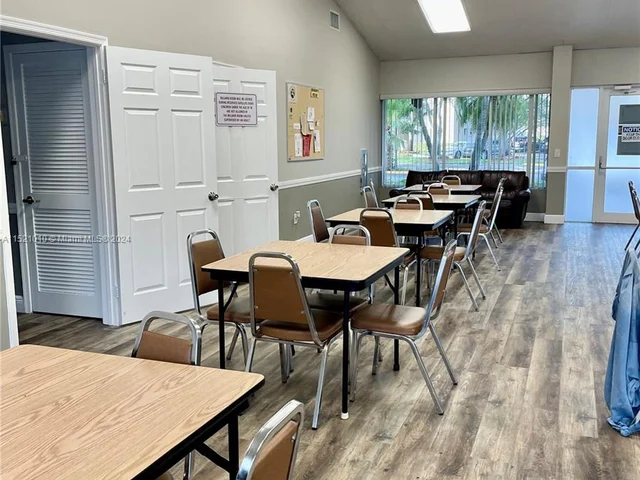 10368 NW 24th Pl # 308, Sunrise FL 33322