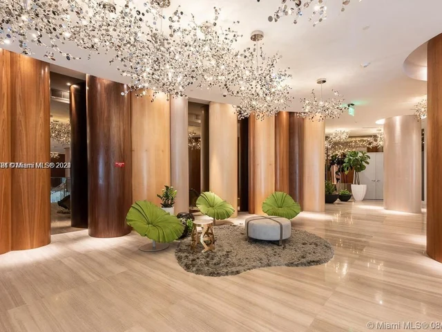 488 NE 18th St # 703, Miami FL 33132