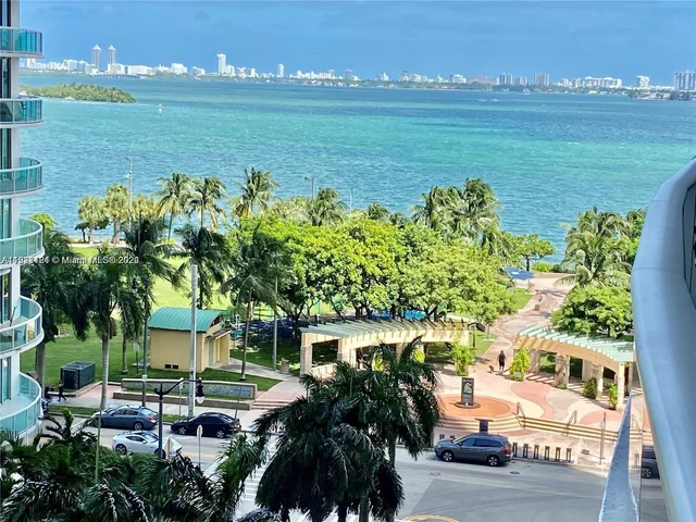 488 NE 18th St # 703, Miami FL 33132