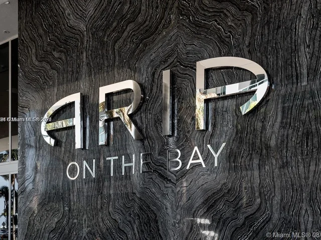 488 NE 18th St # 703, Miami FL 33132