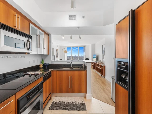 335 S Biscayne Blvd # 3512, Miami FL 33131