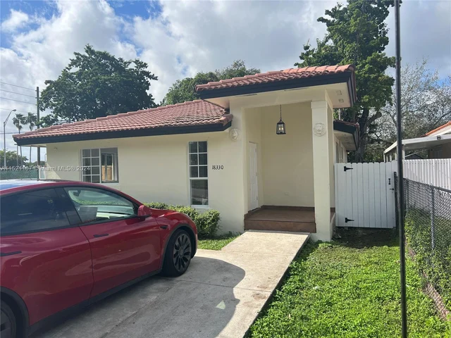18330 SW 102nd Pl, Miami FL 33157