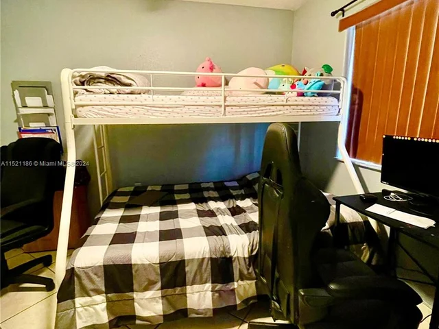 11053 W Okeechobee Rd # 102, Hialeah Gardens FL 33018